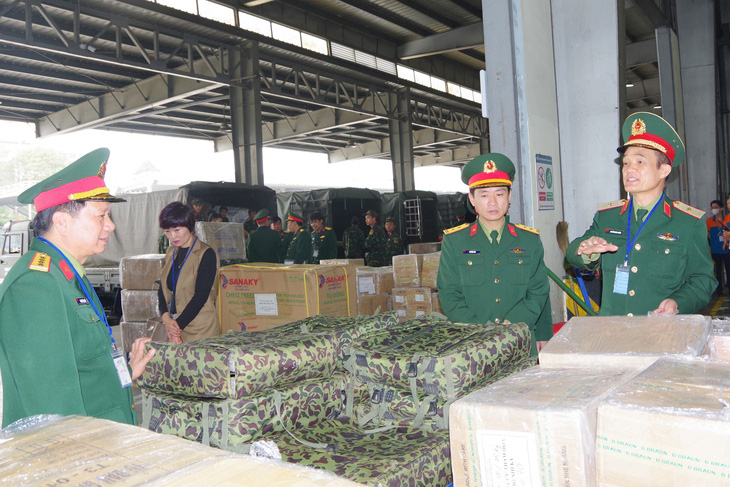 Quân đội Việt Nam chuyển 35 tấn hàng, thiết bị hậu cần sang giúp Thổ Nhĩ Kỳ - Ảnh 2.