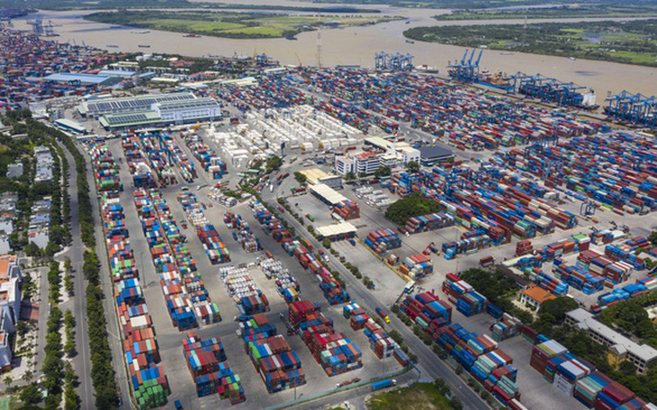 Đường liên cảng TP.HCM 8.000 tỉ đồng sẽ làm bằng nguồn thu phí cảng biển - Ảnh 1.