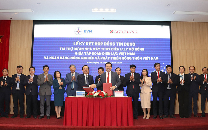 EVN, Agribank ký thỏa thuận cấp 2.400 tỉ làm thủy điện Ialy mở rộng