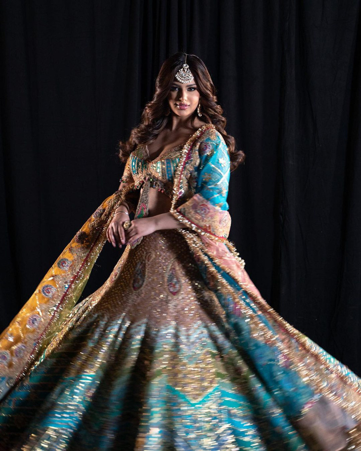 Hoa hậu Hoàn vũ Harnaaz Sandhu thon gọn bất ngờ sau 2 tuần kết thúc nhiệm kỳ - Ảnh 2.