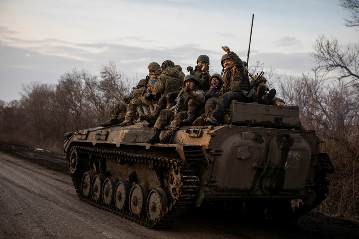 Tin tức thế giới 15-2: Mỹ chờ Ukraine phản công; Không ai nhận 3 vật thể trên không bị Mỹ bắn rơi - Ảnh 2.