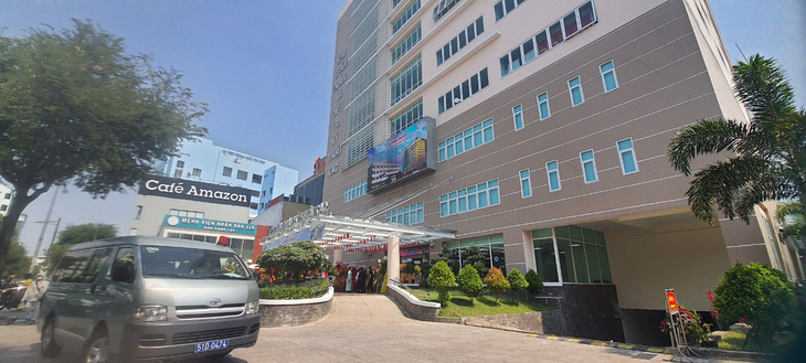 Khu điều trị kỹ thuật cao Bệnh viện Nhân dân 115 có sân đỗ trực thăng - Ảnh 1.
