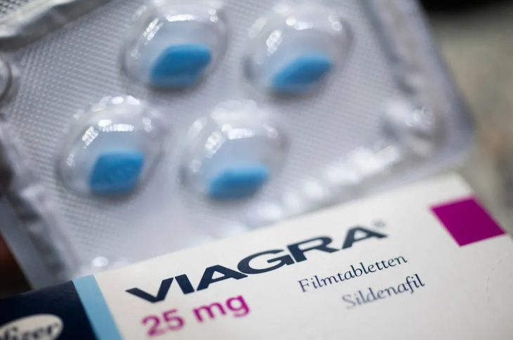 Nga thiếu Viagra vì lệnh trừng phạt của phương Tây - Ảnh: AP