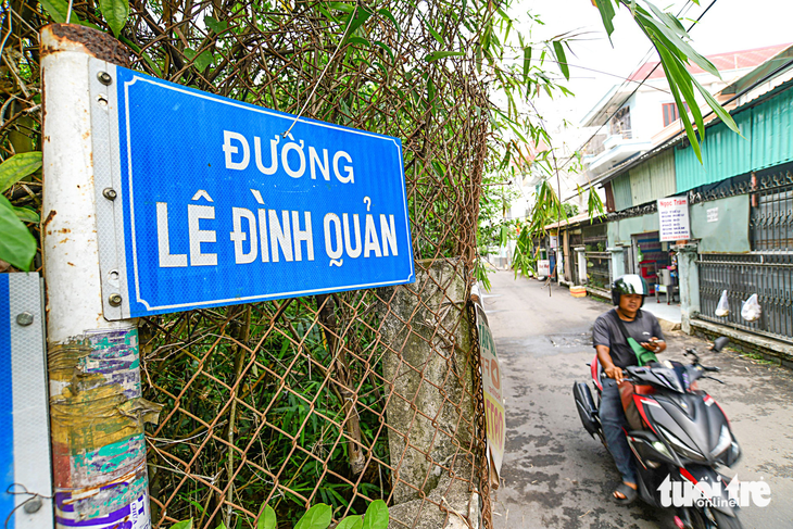 Đường Lê Đình Quản (TP Thủ Đức) bị đặt sai tên thay vì tên chuẩn Nguyễn Đình Quản - một sĩ phu yêu nước trong phong trào Duy Tân - Ảnh: QUANG ĐỊNH