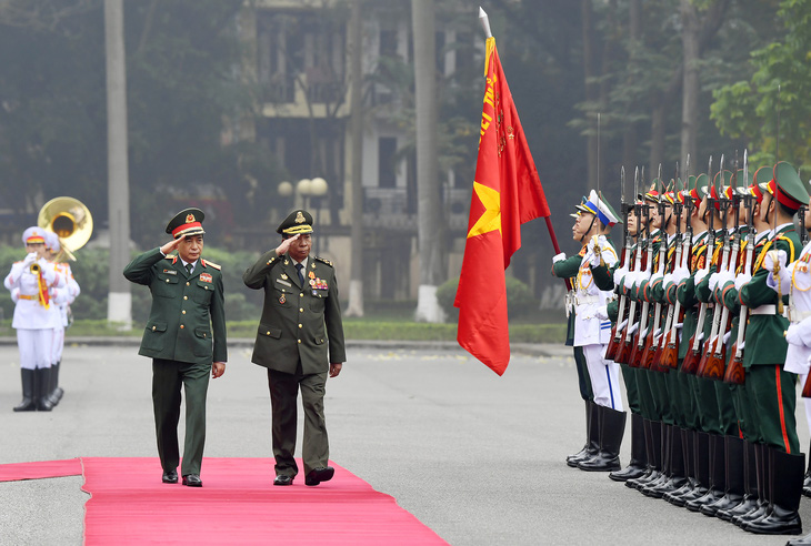 Đại tướng Phan Văn Giang đón Bộ trưởng Bộ Quốc phòng Campuchia Tea Banh - Ảnh 2.
