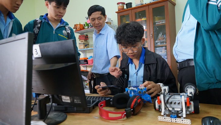 Sau 4 năm, một trường THPT tư thục ở Gia Lai đã vượt lên top đầu - Ảnh 4. Sau 4 năm, một trường THPT tư thục ở Gia Lai đã vượt lên top đầu - Ảnh 4.