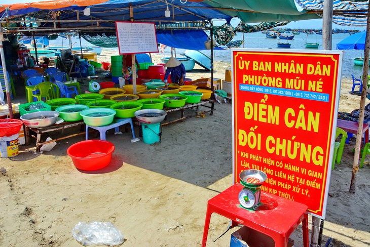 Dẹp nạn cân gian: khó không? - Ảnh 1. Dẹp nạn cân gian: khó không? - Ảnh 1.