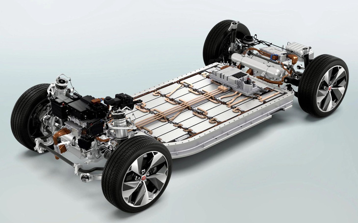 Thay tướng, Toyota vẫn khẳng định: ‘Tương lai phải đi đa hướng, không thể quy hết về xe điện - Ảnh 3. Thay tướng, Toyota vẫn khẳng định: ‘Tương lai phải đi đa hướng, không thể quy hết về xe điện - Ảnh 3.