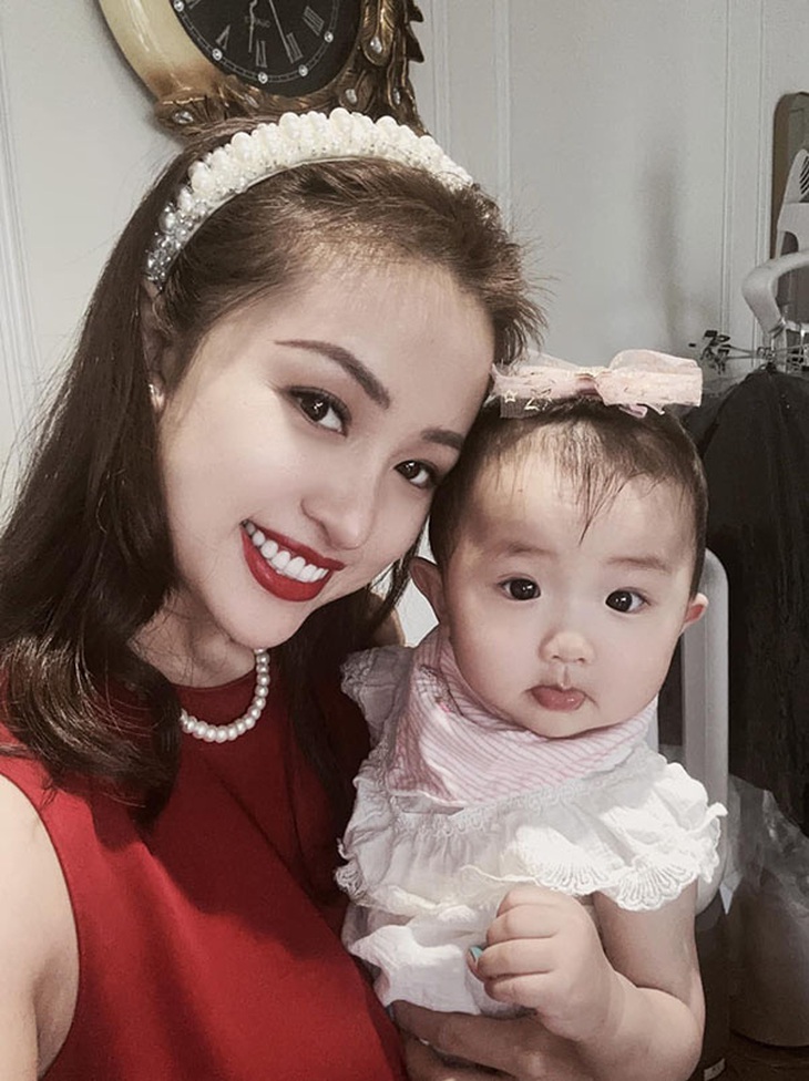 Ảnh vui sao Việt 2-2: Con gái Đông Nhi và Phạm Quỳnh Anh lí lắc - Ảnh 5. Ảnh vui sao Việt 2-2: Con gái Đông Nhi và Phạm Quỳnh Anh lí lắc - Ảnh 5.