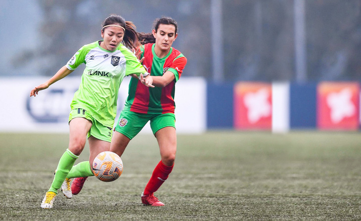 Huỳnh Như thi đấu ở Giải bóng đá nữ Bồ Đào Nha - Ảnh: LANK FC