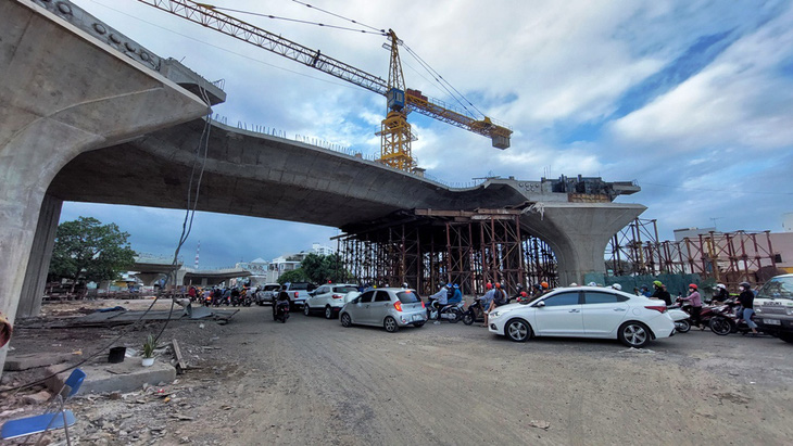 Phúc Sơn cam kết thông xe nút giao thông Ngọc Hội, Nha Trang từ ngày 30-4 - Ảnh 1.