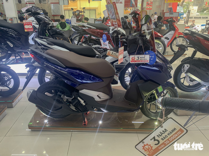 Honda Vario chính hãng loạn giá, đại lý tư nhân giảm giá đẩy hàng tồn - Ảnh 1.