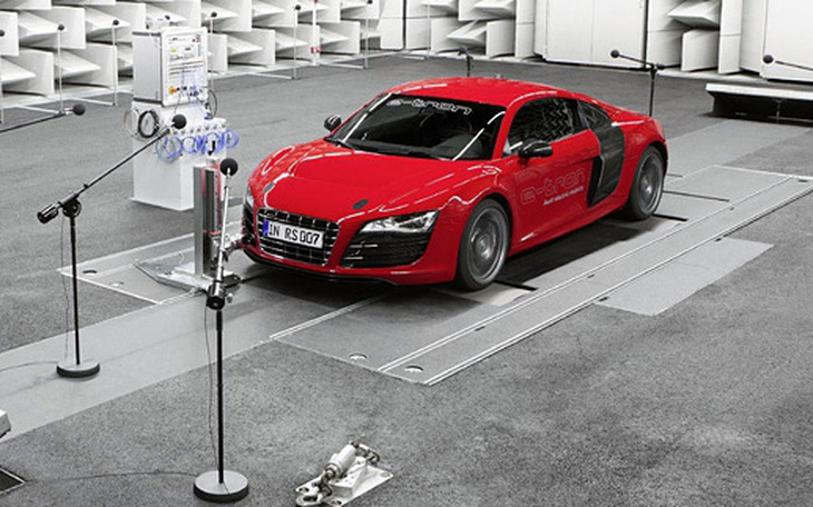 Chuyên gia làm giả âm thanh cho xe điện Audi: Dùng ống nhựa, guitar và một phòng thu đặc biệt
