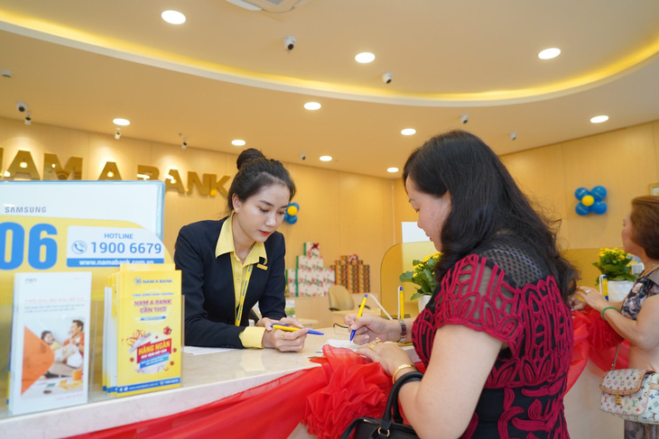 Nam A Bank giảm lãi suất cho vay, giúp doanh nghiệp vượt khó - Ảnh 1.