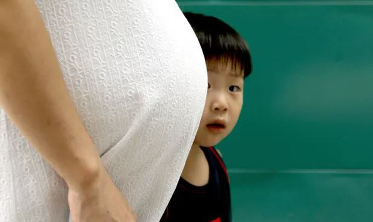 Tỉ lệ sinh mới giảm mạnh ở Hàn Quốc - Ảnh: AFP
