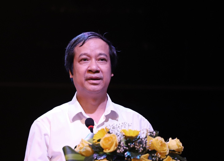 Bộ trưởng Nguyễn Kim Sơn phát biểu tại hội nghị - Ảnh: CHÍ QUỐC 