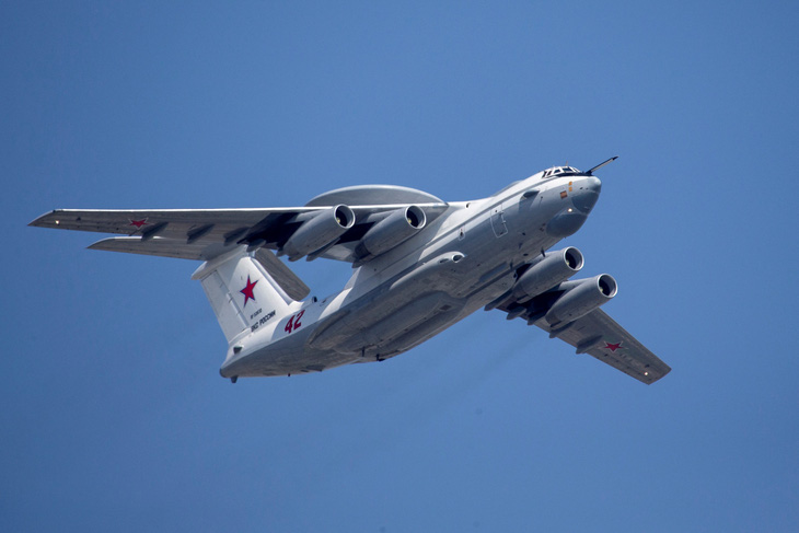 Nga lên tiếng về thông tin máy bay Beriev A-50 bị nổ trên đường băng ở Belarus - Ảnh 1.