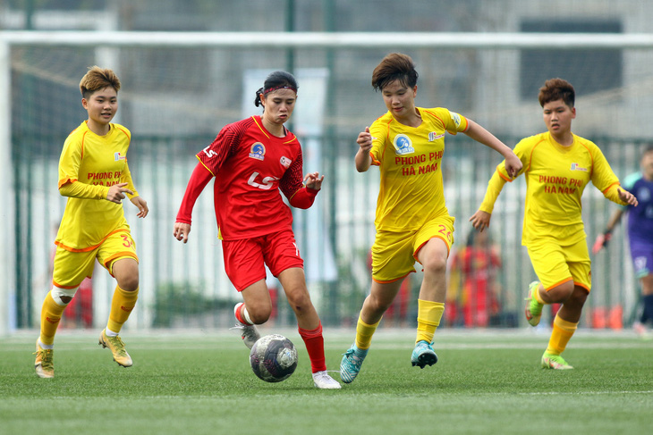 Năm bận rộn của bóng đá nữ Việt Nam - Ảnh 1.
