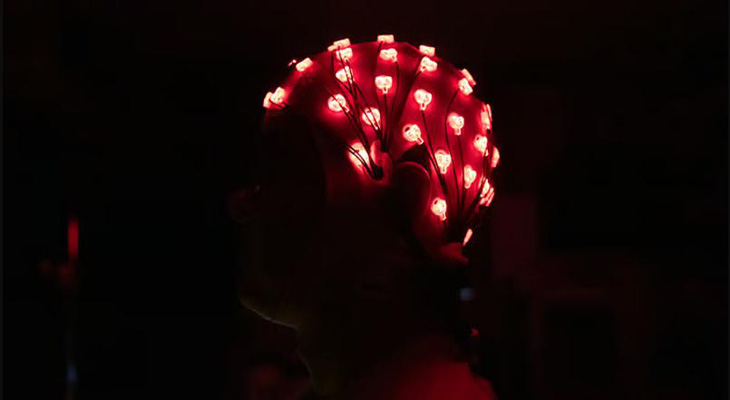 Con người học nhanh gấp 3 lần nếu chiếu tia sáng mồi phù hợp sóng não - Ảnh 3.