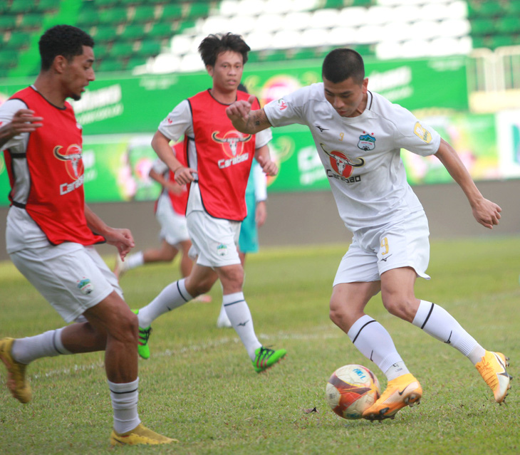V-League 2023: Thách thức với Hoàng Anh Gia Lai - Ảnh 1.