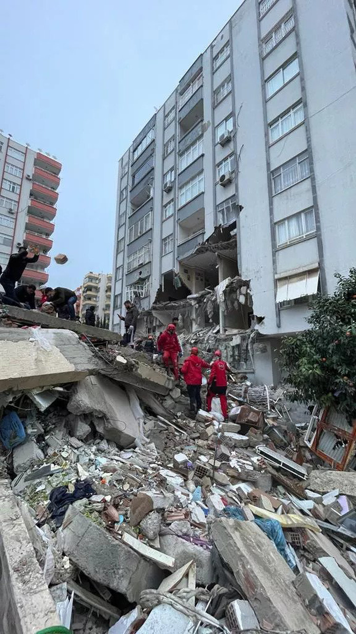 Động đất ở Thổ Nhĩ Kỳ, Syria: 40 năm trên đời chưa từng thấy - Ảnh 7.