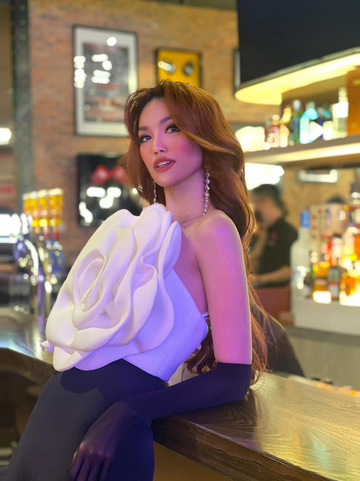 Ảnh vui sao Việt 6-2: Hoa hậu Đỗ Mỹ Linh mừng sinh nhật chồng - Ảnh 10.