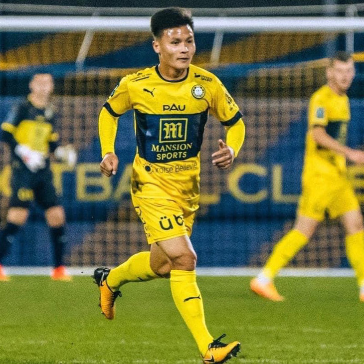 Quang Hải xuống đá cho đội B của Pau FC - Ảnh 1.