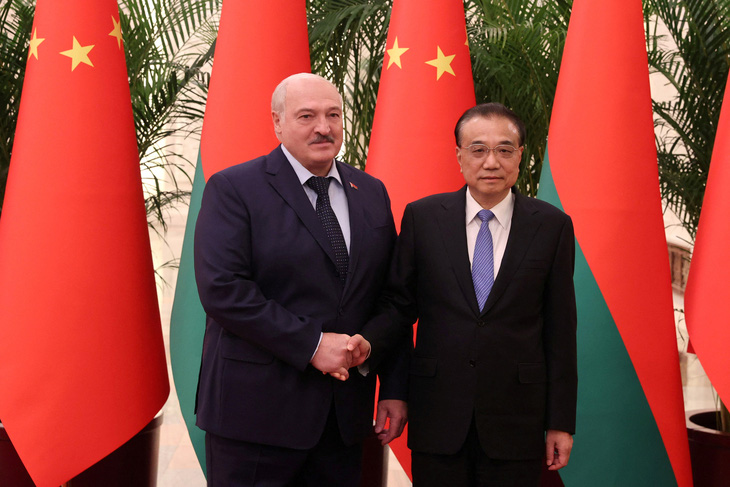 Trung Quốc trải thảm đỏ đón tổng thống Belarus - Ảnh 1.