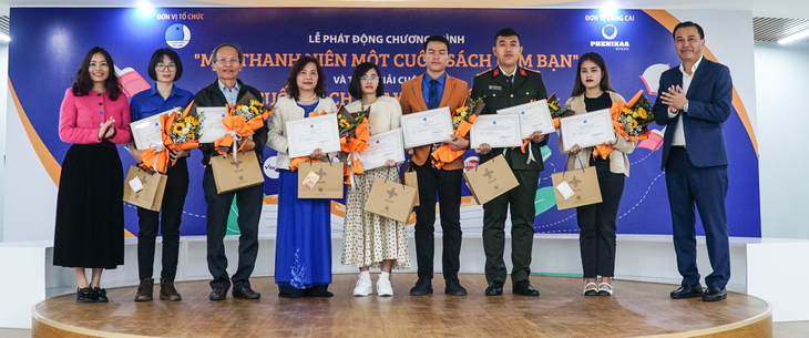 ‘Mỗi thanh niên một cuốn sách làm bạn’ - Ảnh 2.