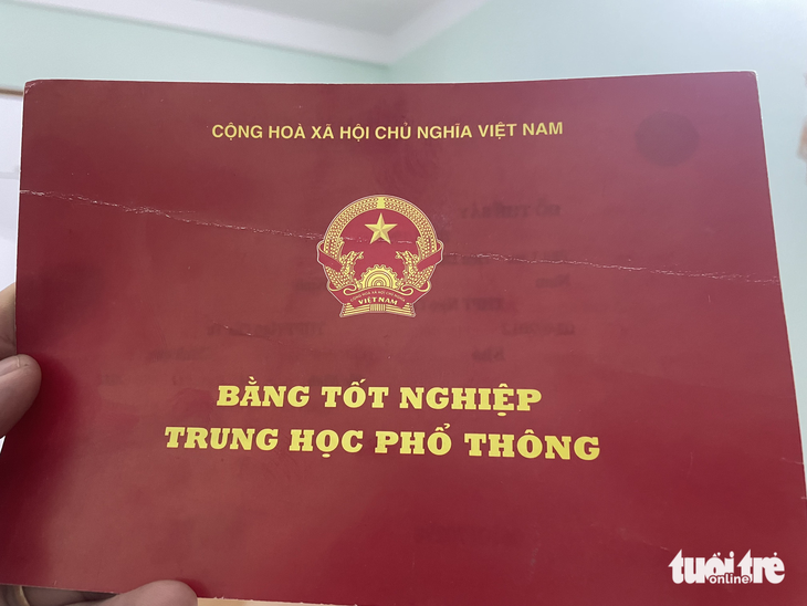 Thu hồi bằng tốt nghiệp THPT hiệu trưởng trường mầm non ở Hà Nội - Ảnh 1.