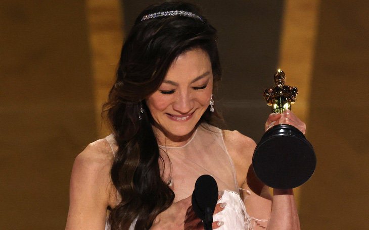 Oscar 2023: Dương Tử Quỳnh là nữ diễn viên chính xuất sắc nhất Oscar