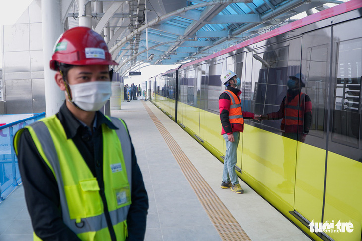 Metro Nhổn - ga Hà Nội lại lỡ hẹn, xin lùi thời gian khai thác thương mại vào tháng 8-2023 - Ảnh 1.