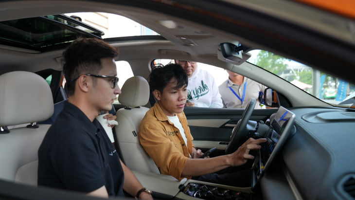 VinFast tiếp tục triển khai các sự kiện lái thử xe điện nhằm đáp ứng nhu cầu ngày càng tăng của người Việt - Ảnh: Đ.H.