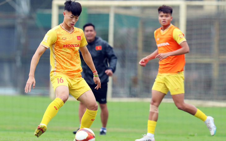 U23 Việt Nam bắt đầu lắp ghép đội hình