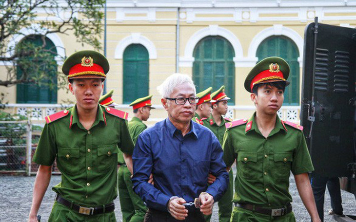 Làm thất thoát 5.518 tỉ của DAB, ông Trần Phương Bình tiếp tục bị đề nghị 20 năm tù