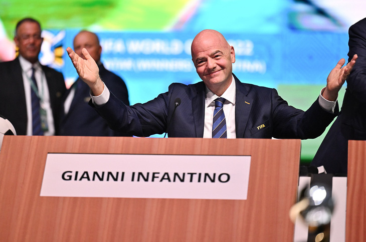 Ông Infantino tái đắc cử chủ tịch FIFA - Ảnh 1.
