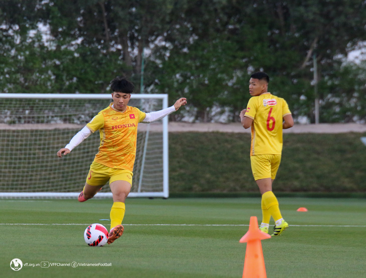 U23 Việt Nam tích cực rèn chiến thuật tại Qatar - Ảnh 5.