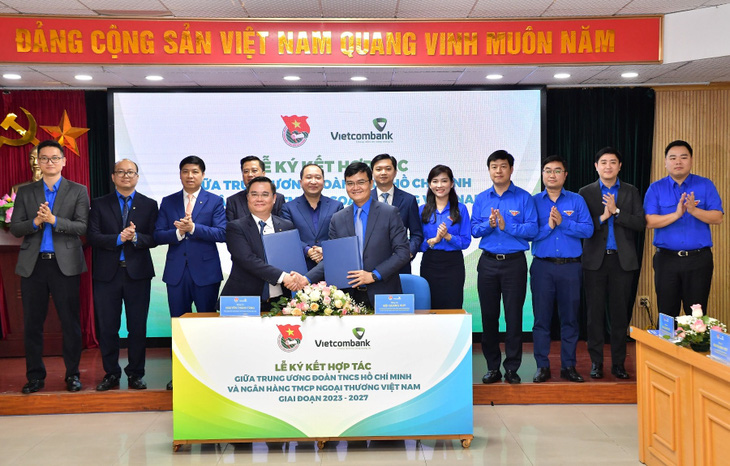 Trung ương Đoàn TNCS Hồ Chí Minh và Vietcombank vừa tổ chức lễ ký kết hợp tác giai đoạn 2023-2027 - Ảnh: VCB