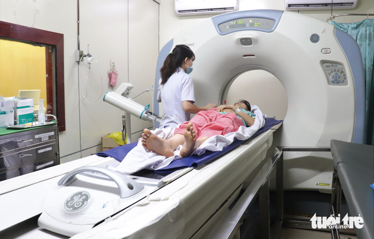 Bệnh viện Chợ Rẫy sửa xong 1 máy CT-Scan, 2 máy gia tốc - Ảnh 4.