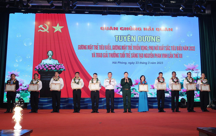 Tuyên dương các gương mặt trẻ tiêu biểu Hải quân nhân dân Việt Nam - Ảnh 3.