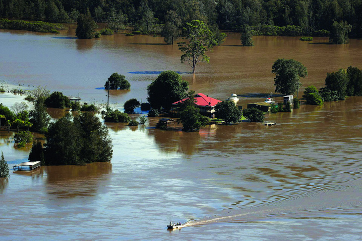 Sông Hawkesbury, tây bắc Sydney, sau đợt lũ lụt do La Nina tháng 3-2021. Ảnh: Reuters