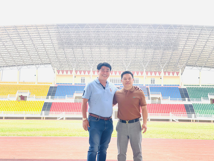 HLV Trần Minh Chiến dẫn dắt bóng đá Kon Tum - Ảnh 1.