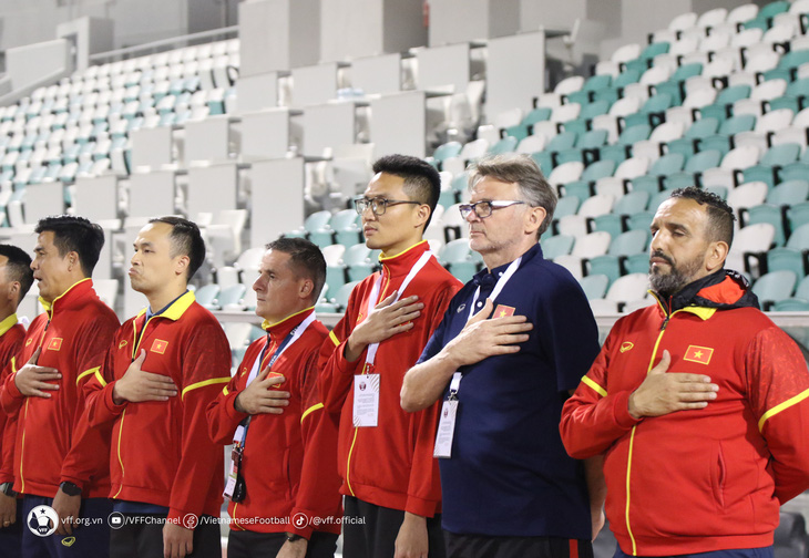 HLV Troussier hài lòng dù U23 Việt Nam thua đậm U23 UAE - Ảnh 3.