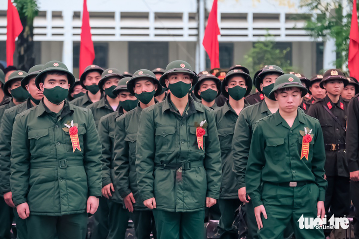 Bộ Quốc phòng nói về đề xuất tạm hoãn nghĩa vụ quân sự với học sinh trung cấp - Ảnh 1.