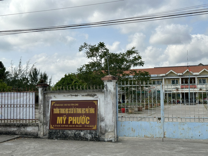 Thầy giáo bị tố sàm sỡ học sinh, nâng điểm tùy tiện - Ảnh 1.