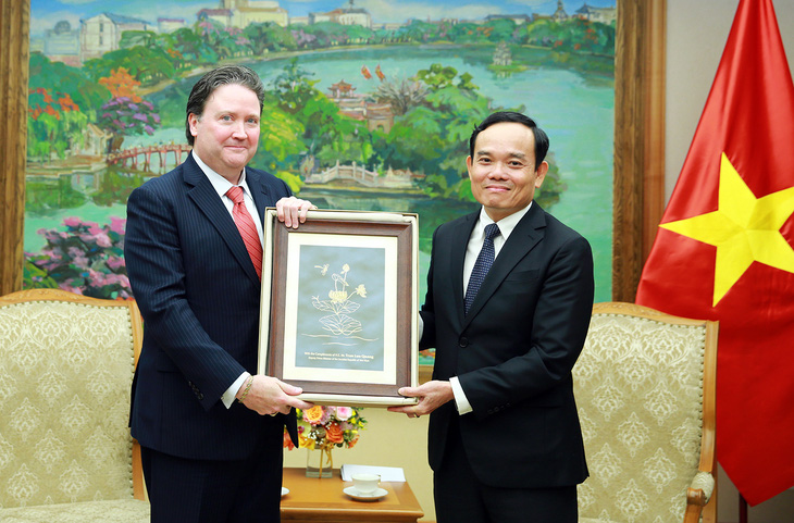 Phó thủ tướng Trần Lưu Quang trong cuộc tiếp Đại sứ Mỹ tại Việt Nam Marc E. Knapper - Ảnh: Chinhphu.vn
