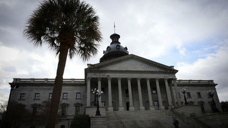 South Carolina chính thức cấm người nước ngoài sở hữu bất động sản - Ảnh 1.