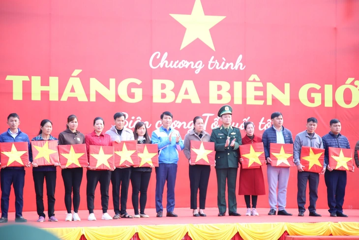 Tháng ba, người trẻ khởi động hoạt động nơi biên cương Tổ quốc - Ảnh 1.