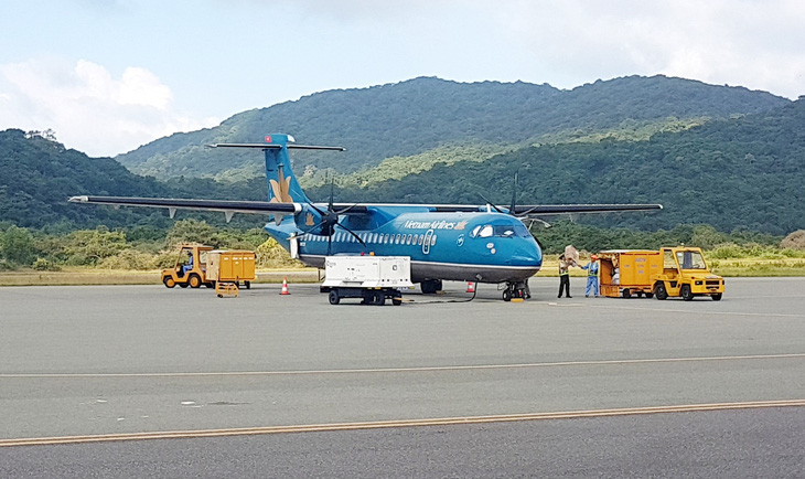 Sân bay Côn Đảo hiện nay chỉ khai thác được máy bay ATR72, cần nâng cấp để khai thác máy bay Airbus A321 - Ảnh: TUẤN PHÙNG 