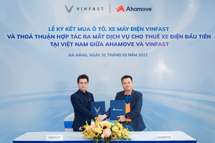 EV Rental là dịch vụ cho thuê xe máy điện hướng tới khách du lịch tiên phong tại Việt Nam do Ahamove triển khai, khởi đầu tại Đà Nẵng - Ảnh: Đ.H. 